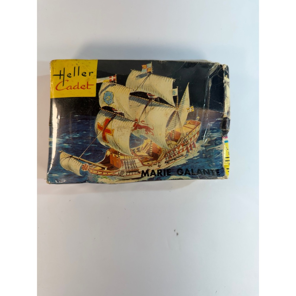 Vintage Shipyard Gowland Bon Homme Richard Model Kit & Heller Cadet Box